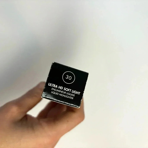 NWT Makeup Forever Ultra HD Soft Light Liquid Highlighter- 30 shade - Picture 13 of 14